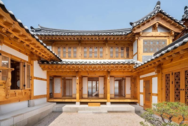 Hanok: Inside Korea’s “Breathing” Traditional House Culture